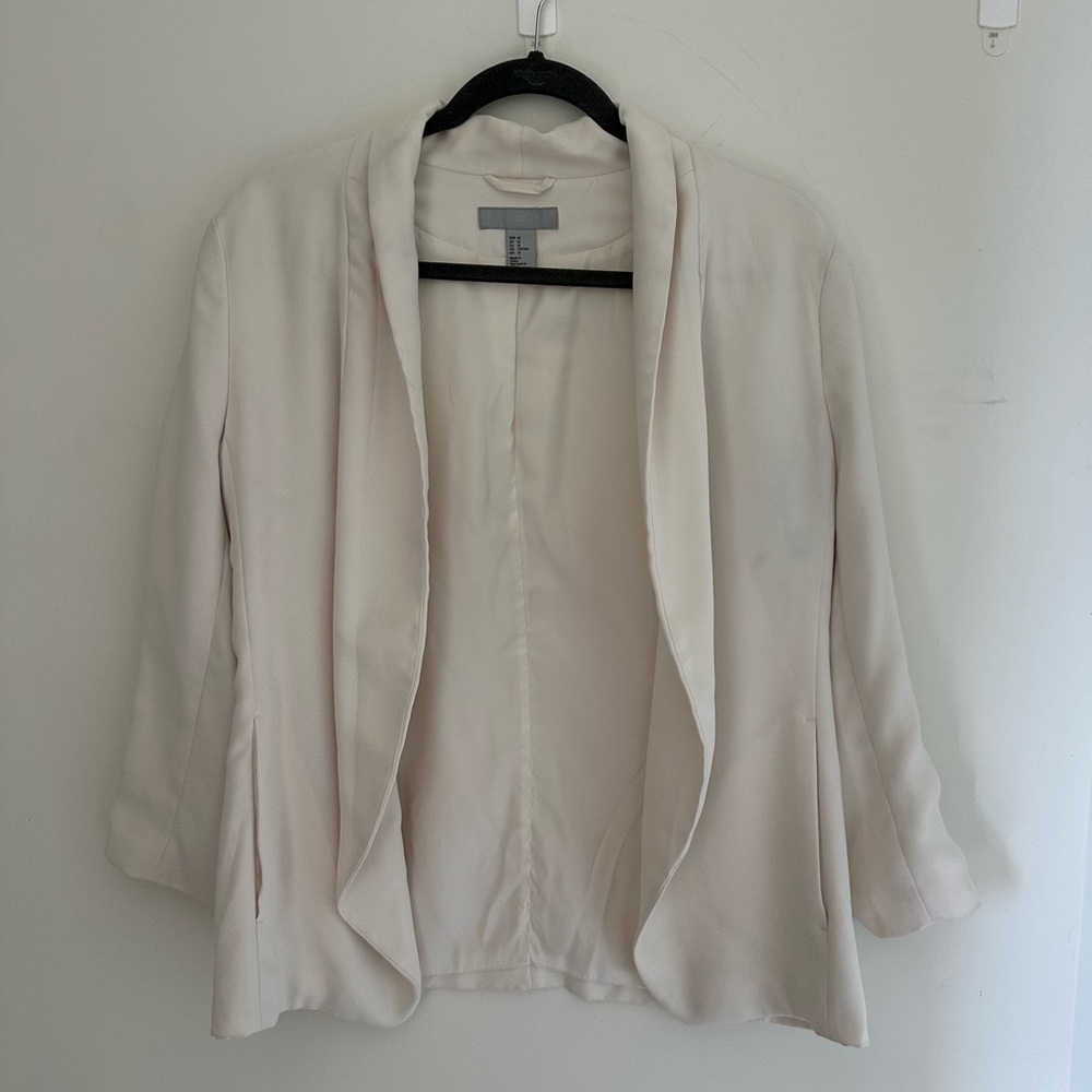 Elegant Cream Women's Blazer